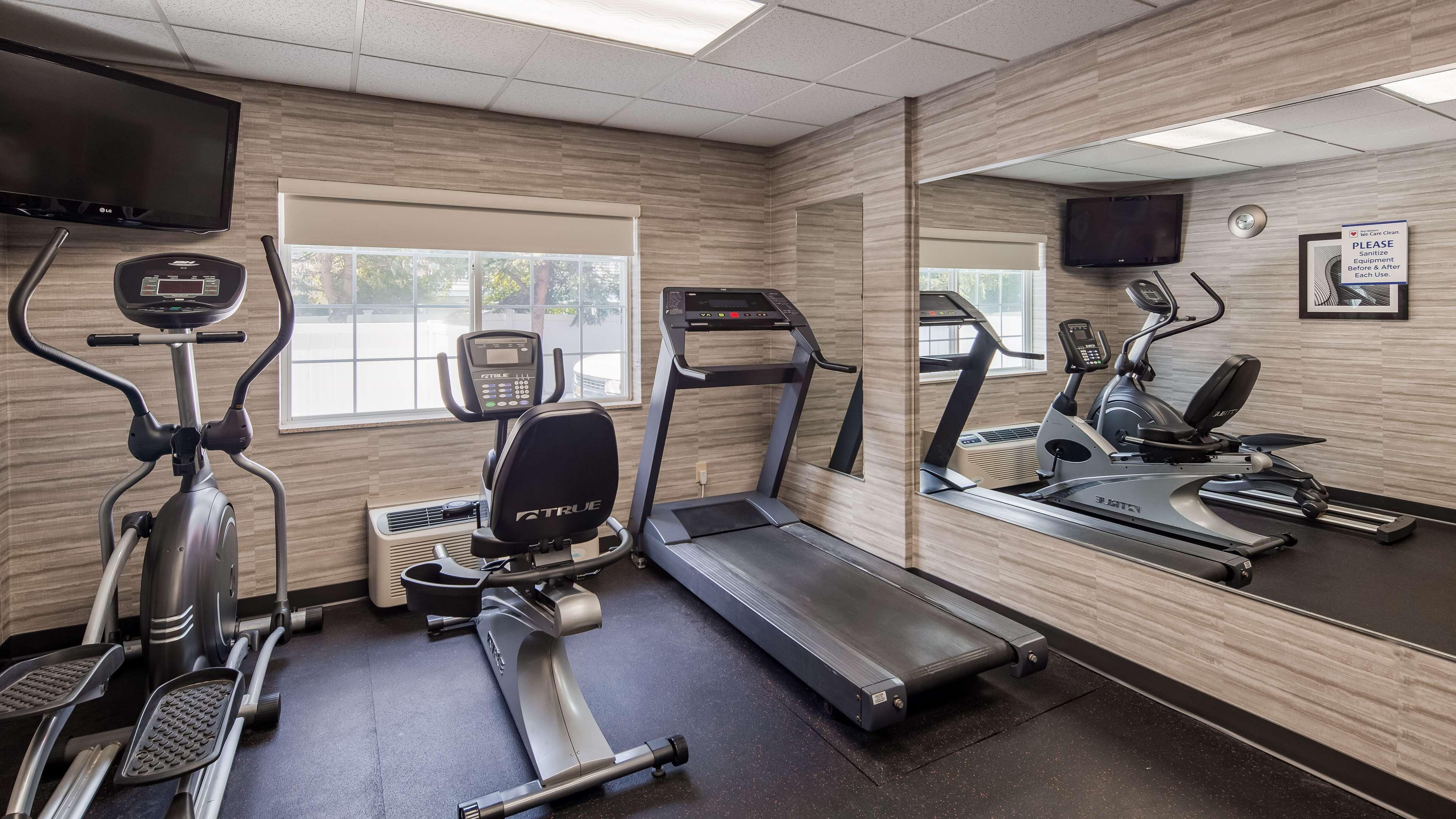 Best Western Concord Inn And Suites Εξωτερικό φωτογραφία