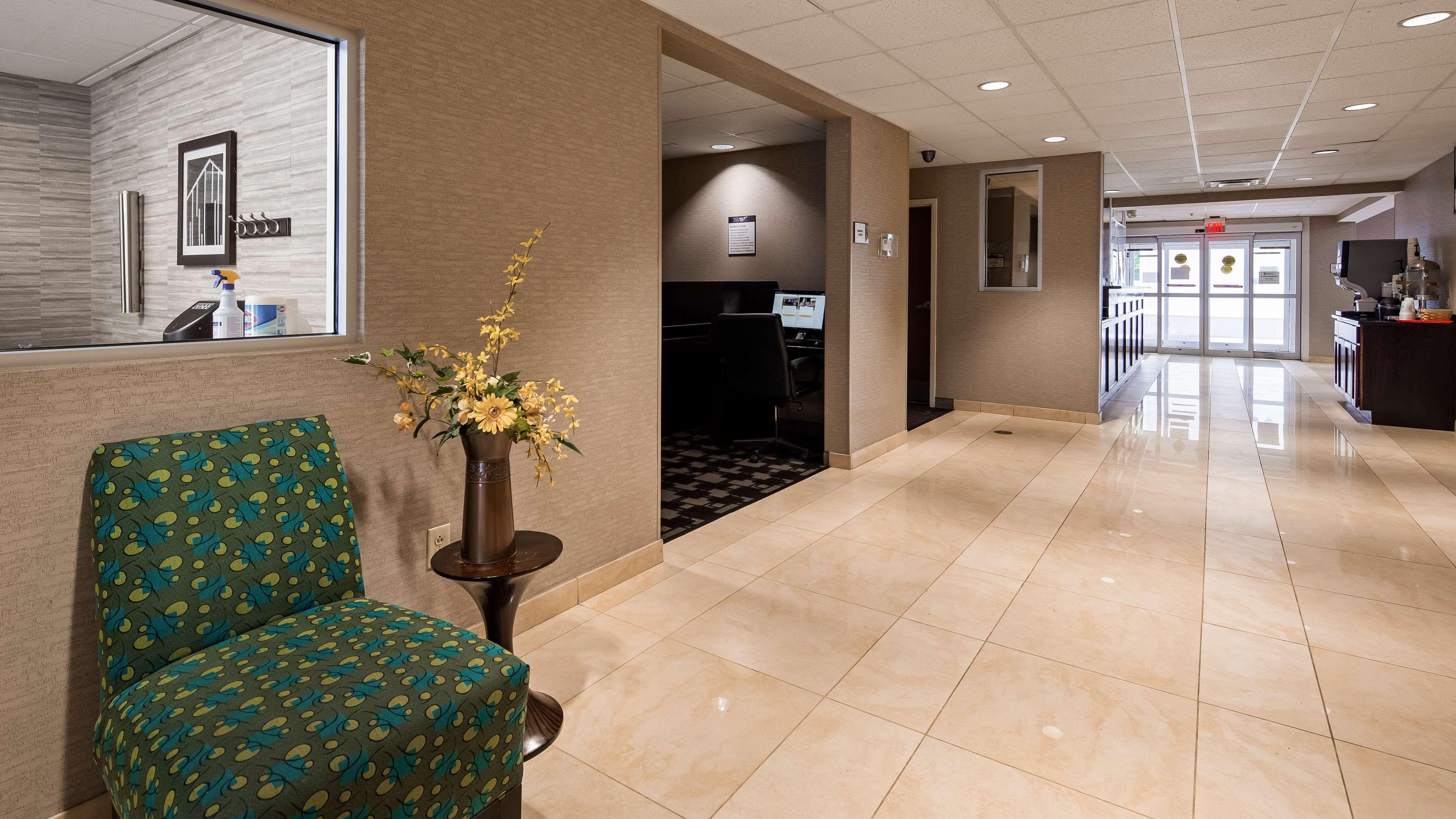 Best Western Concord Inn And Suites Εξωτερικό φωτογραφία