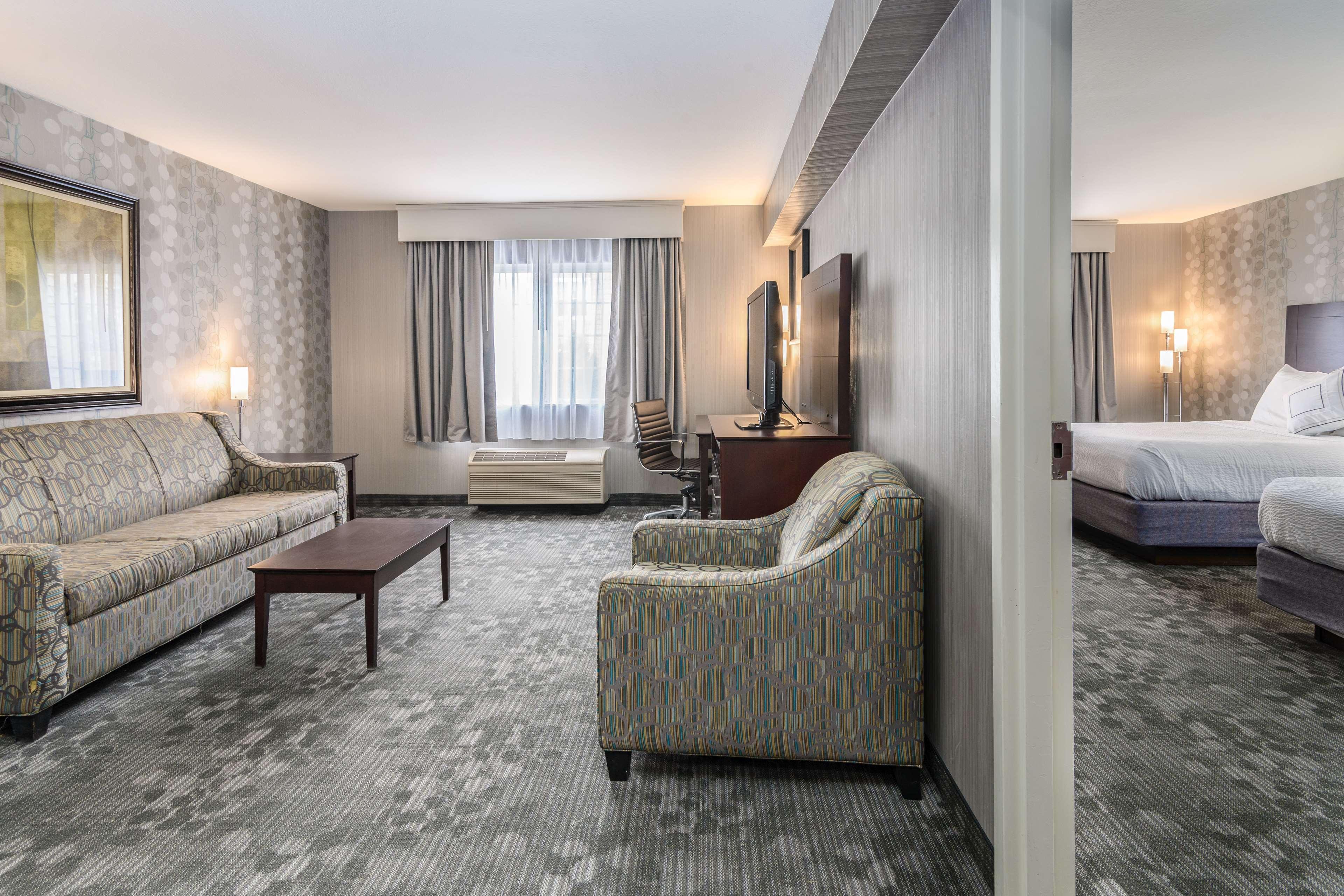 Best Western Concord Inn And Suites Εξωτερικό φωτογραφία