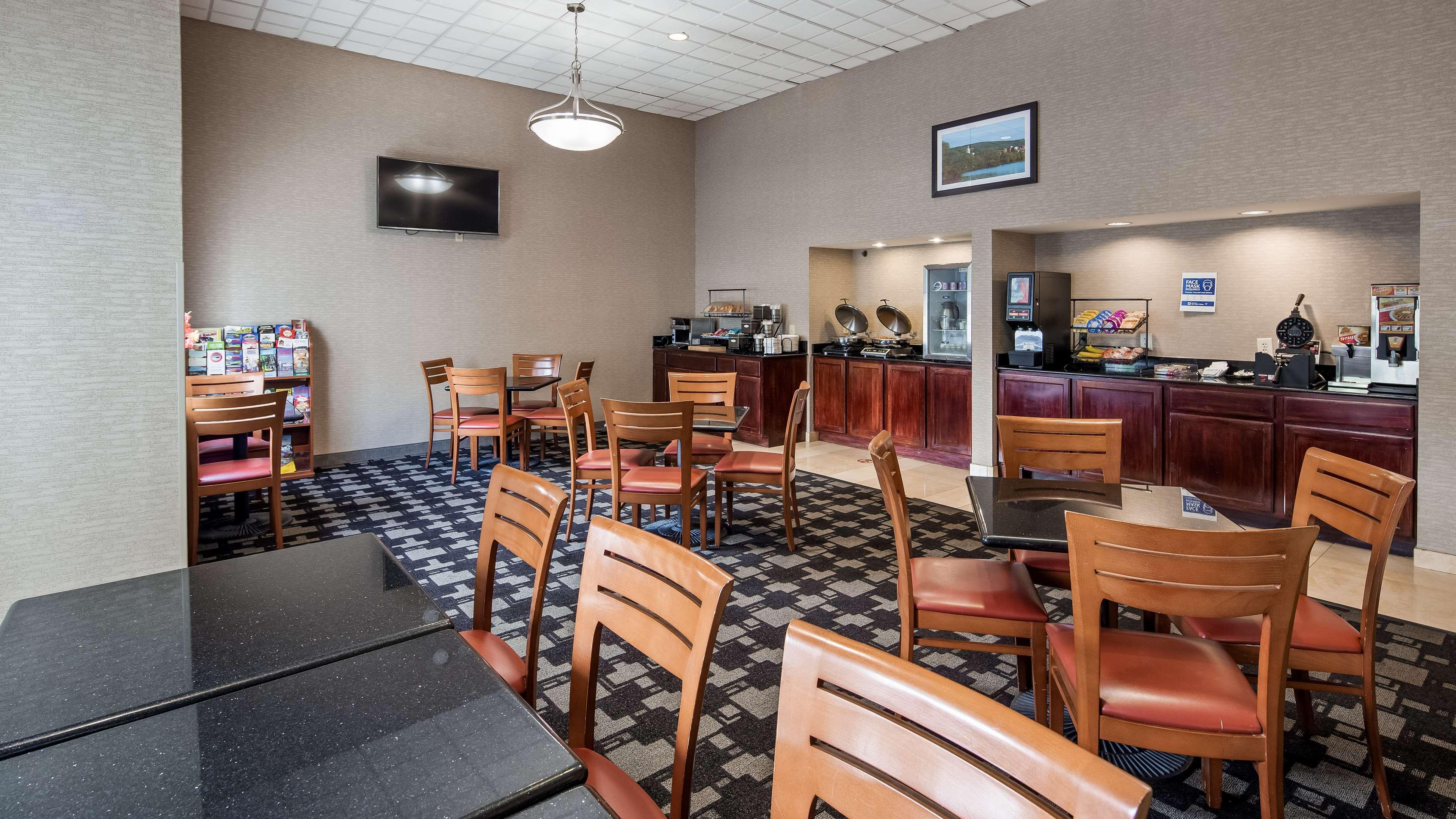 Best Western Concord Inn And Suites Εξωτερικό φωτογραφία